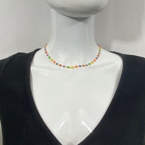 Daisy Floral Necklace Stainless Steel - Picture 4 of 12